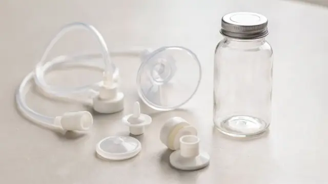 Milchpumpe mit unbedenklichen Materialien wie Silikon, BPA-freiem Kunststoff und Glas